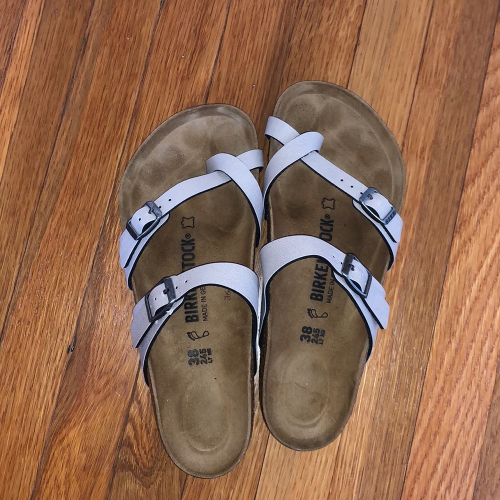 New Birkenstocks! Make an offer 💫